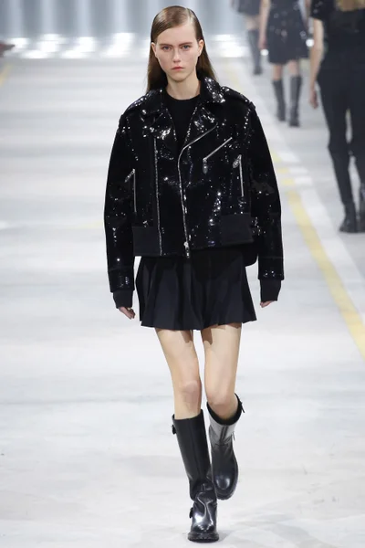 Look 36